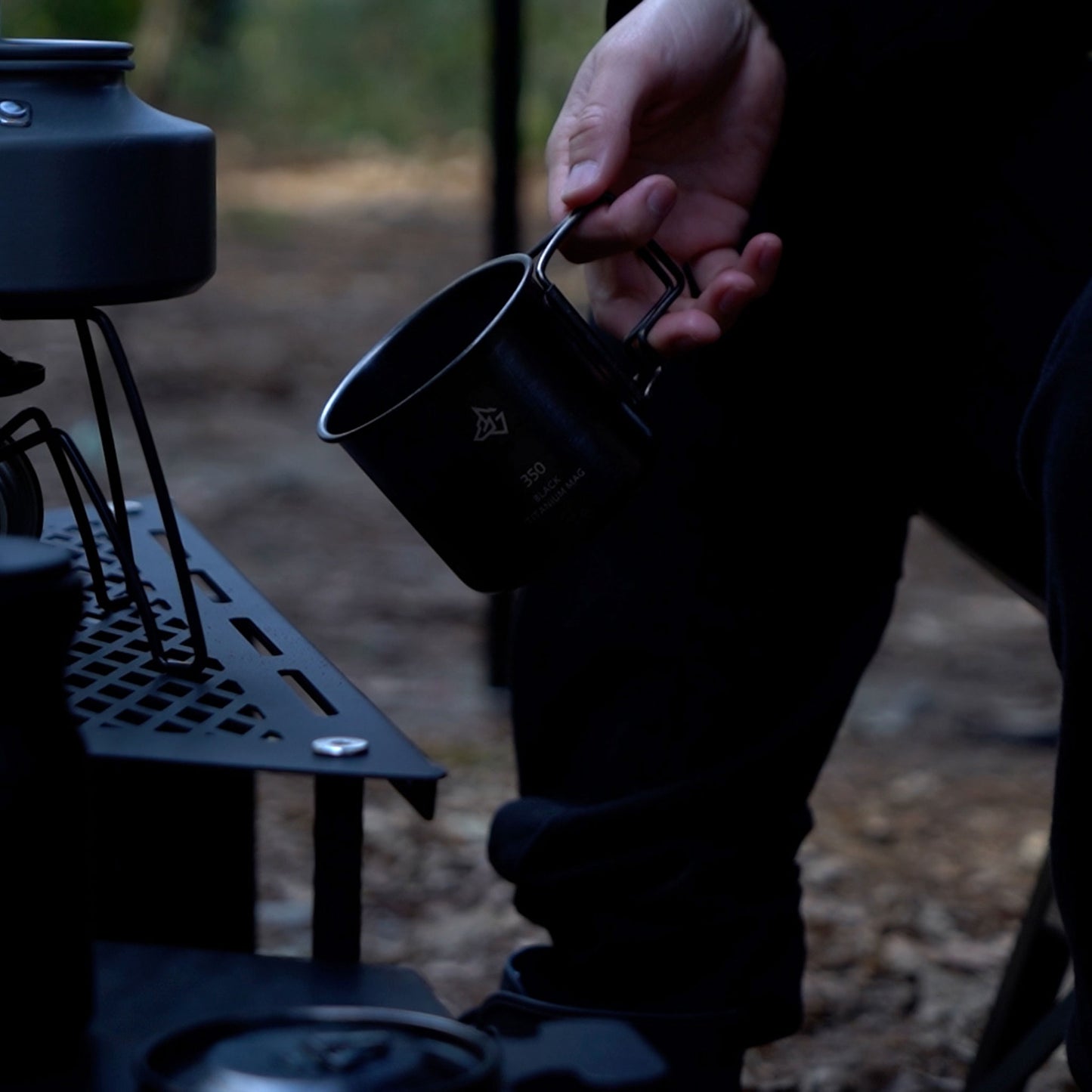 BLACK TITANIUM MUG