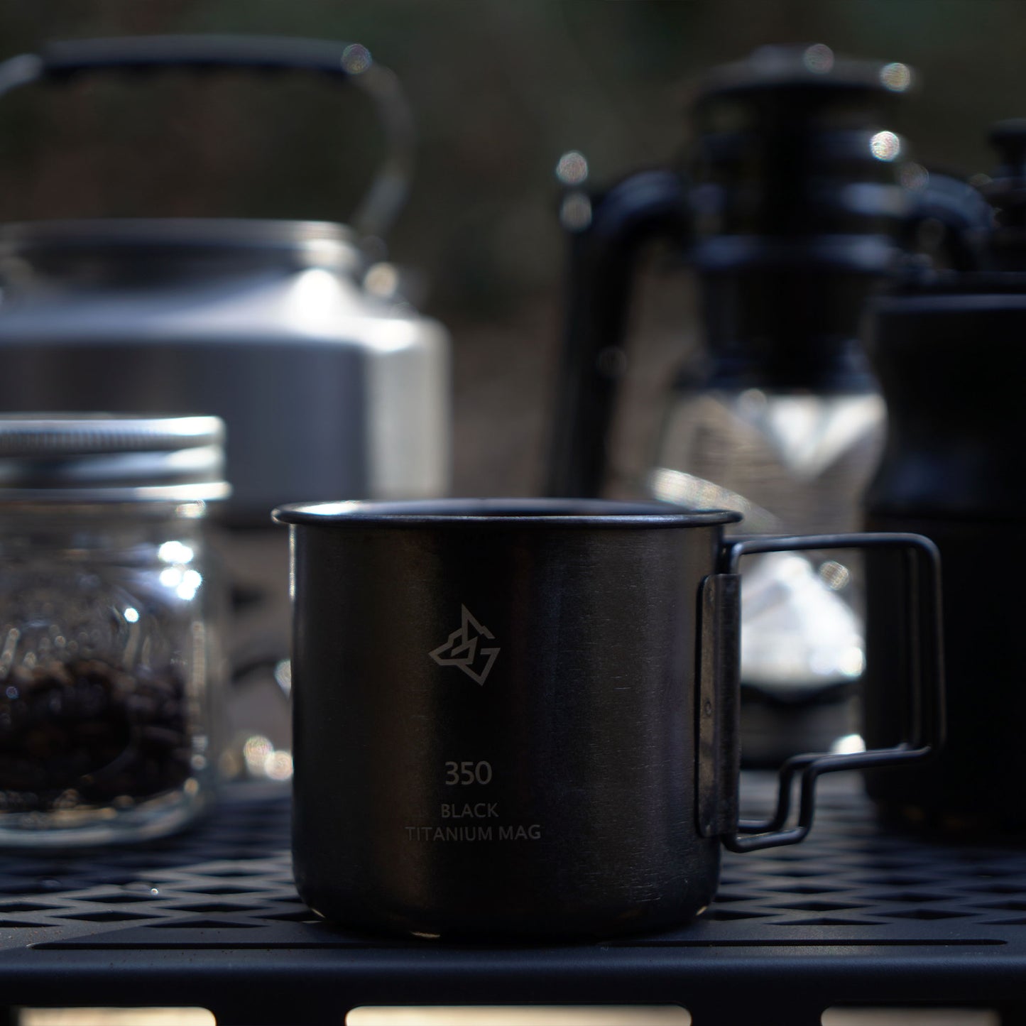 BLACK TITANIUM MUG
