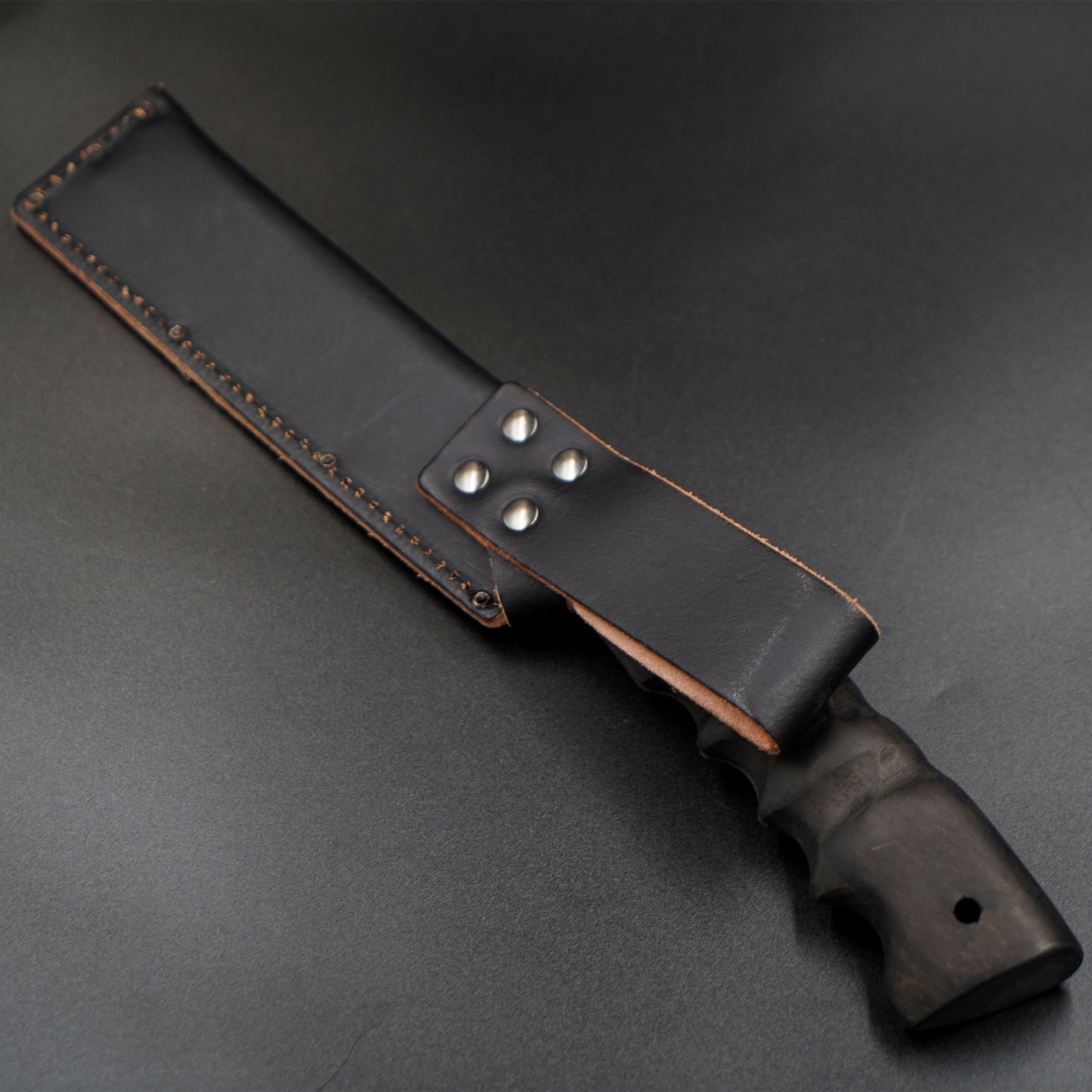 BLACK FORGE HATCHET
