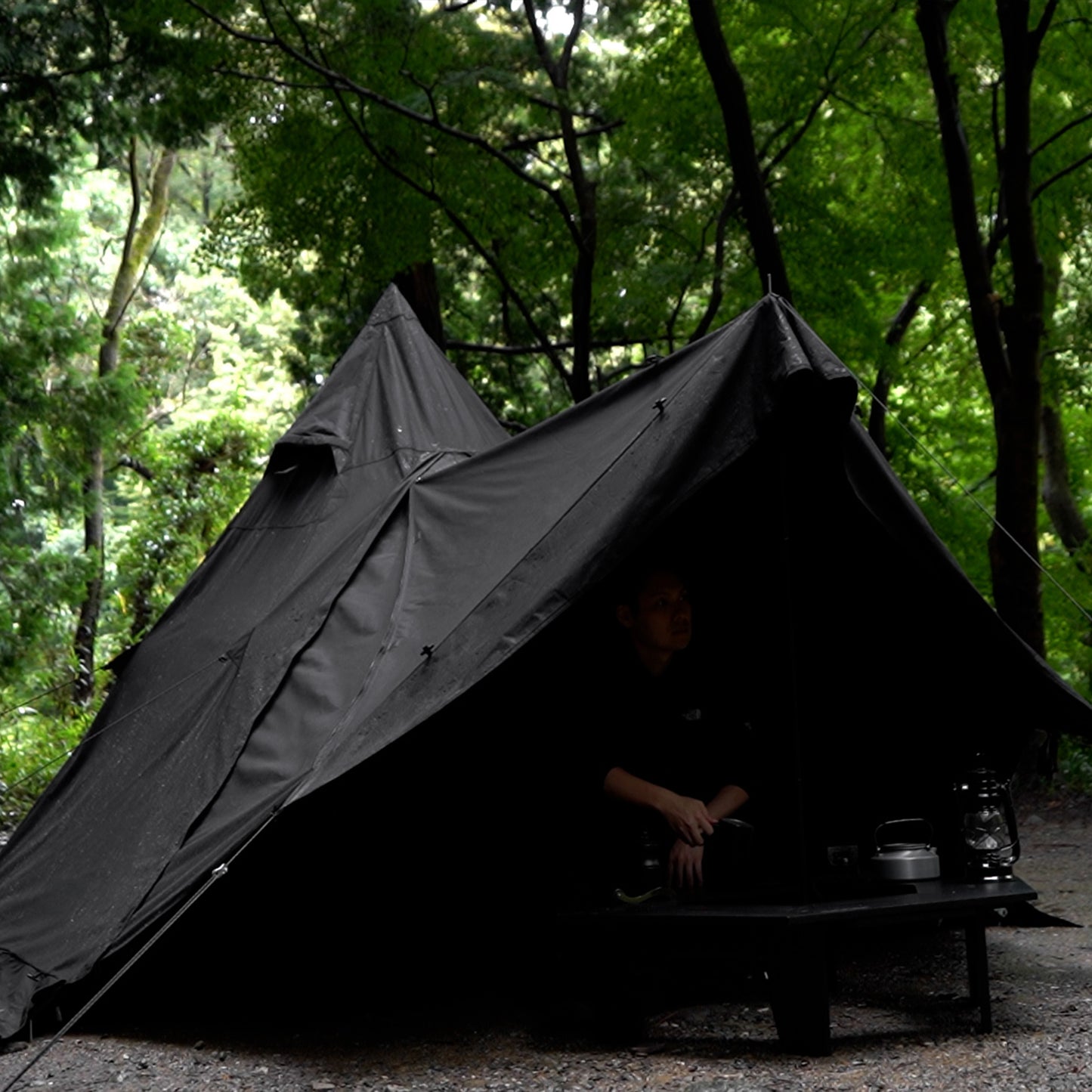 BLACK TIPI(ブラックティピー)
