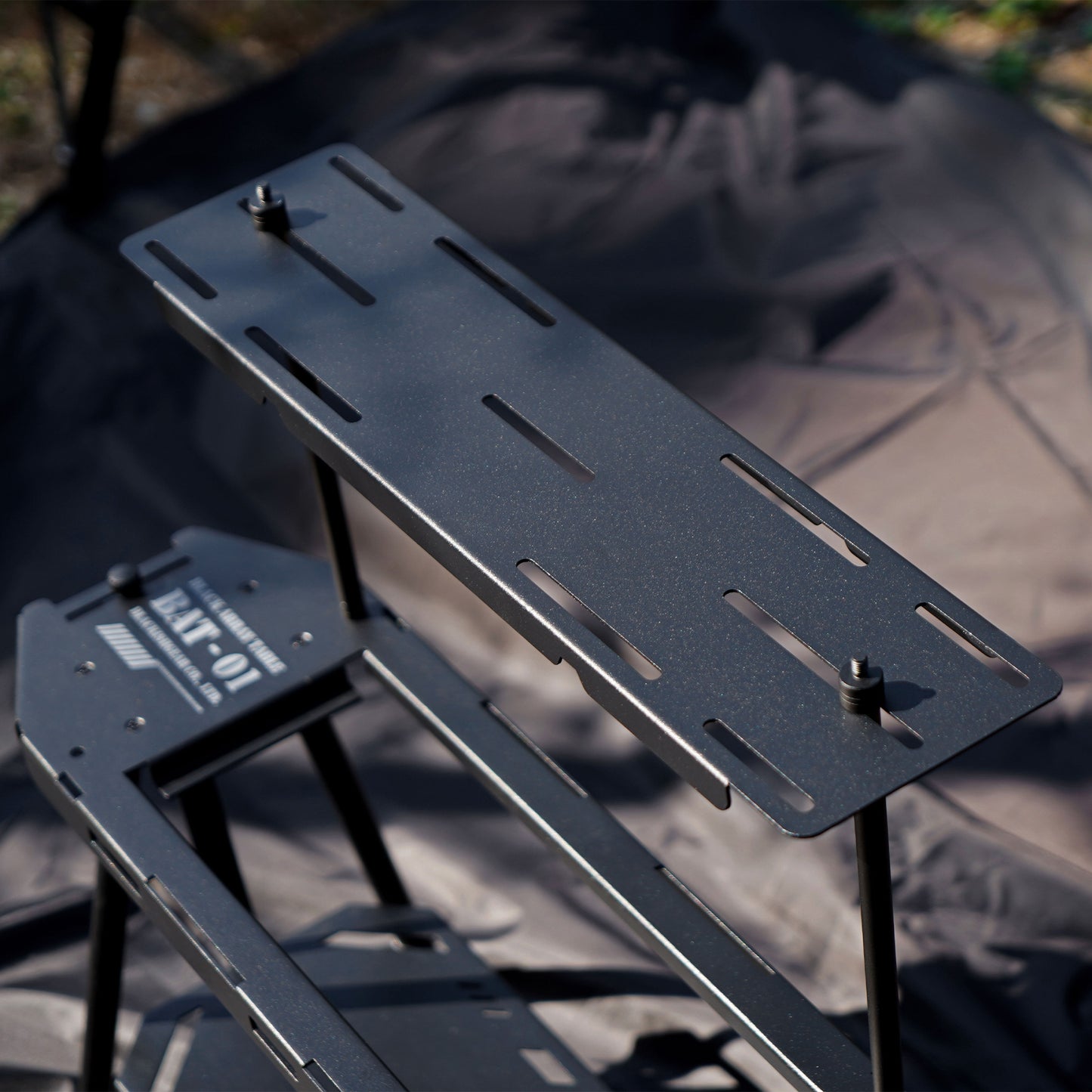 BLACK ARRAY TABLE (ブラックアレイテーブル)