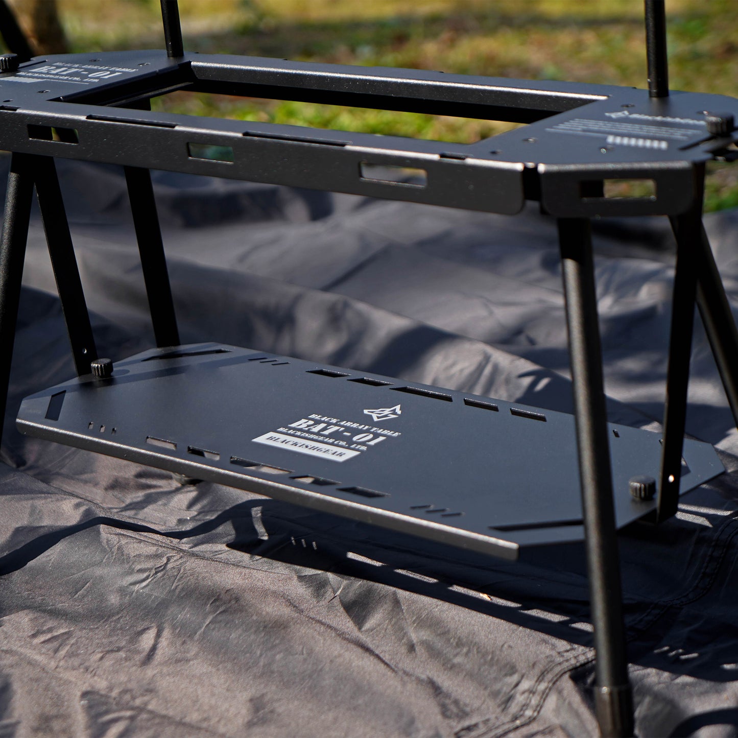 BLACK ARRAY TABLE (ブラックアレイテーブル)