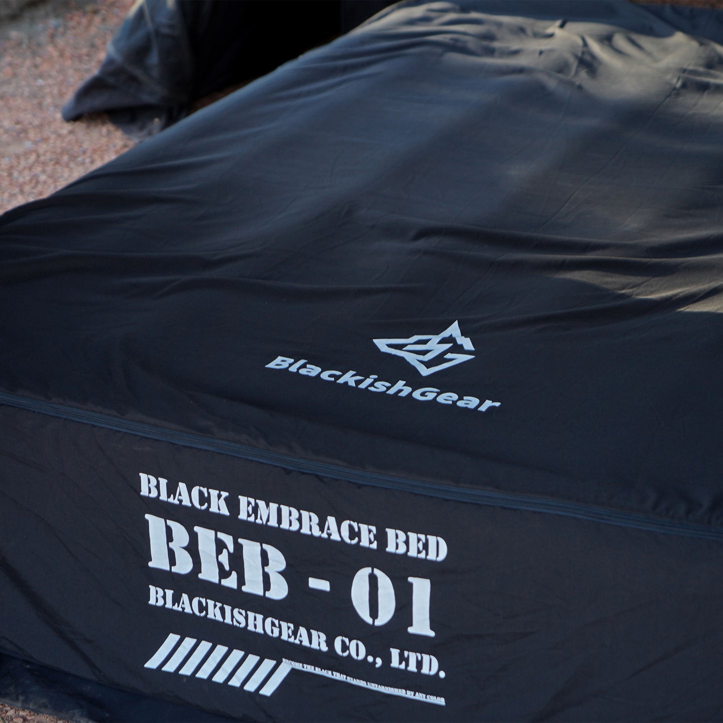 BLACK EMBRACE BED (ブラックエンブレイスベッド)