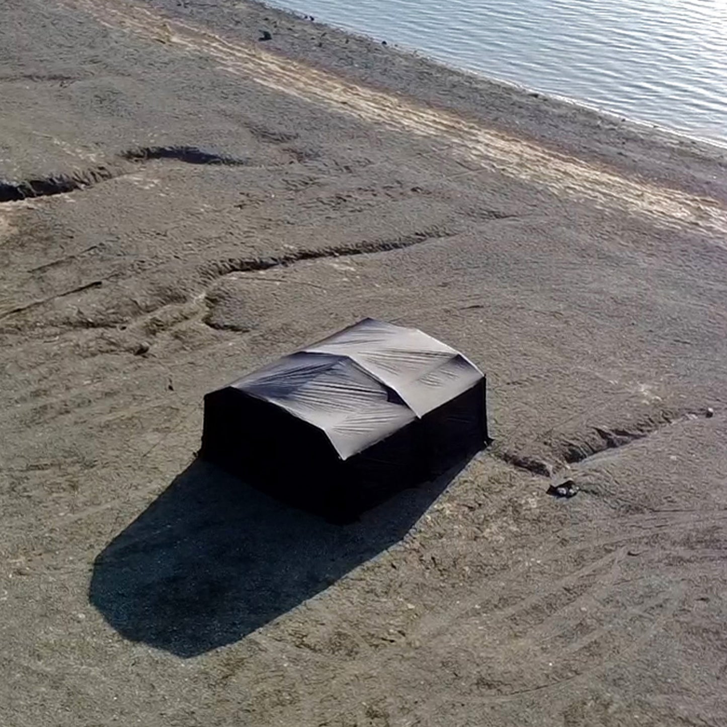 BLACK SHELTER AIR （ブラックシェルターエア）