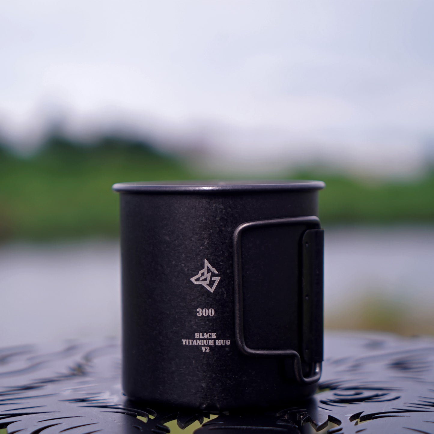 BLACK TITANIUM MUG V2 ブラックチタンマグ 300ml
