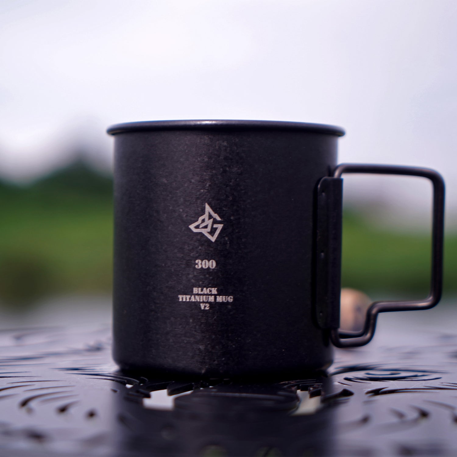 BLACK TITANIUM MUG V2 ブラックチタンマグ 300ml