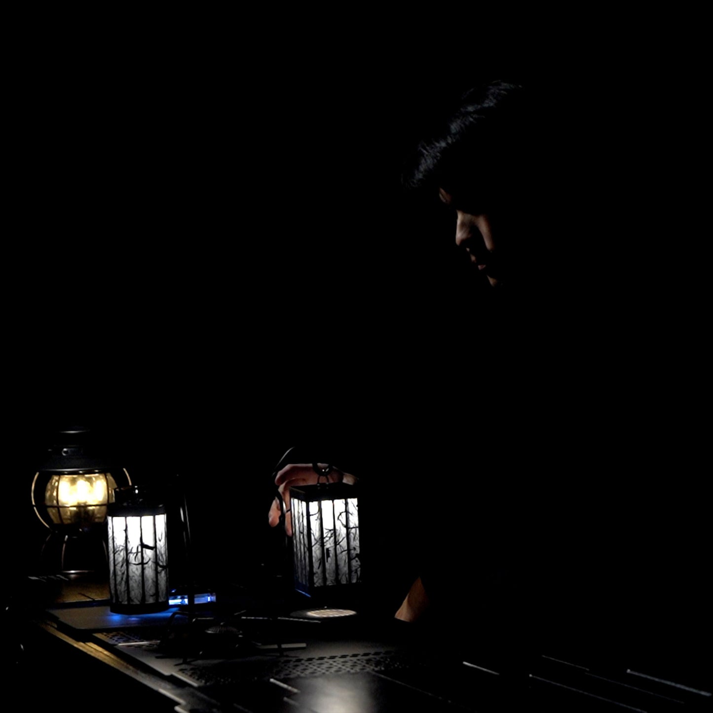 黒灯シェード【KUROWASHI】